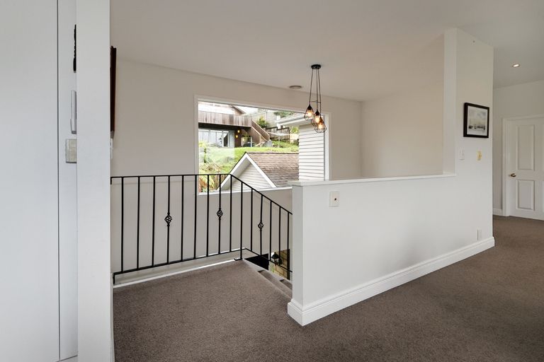 Photo of property in 56b Pleasant Road, Glen Eden, Auckland, 0602