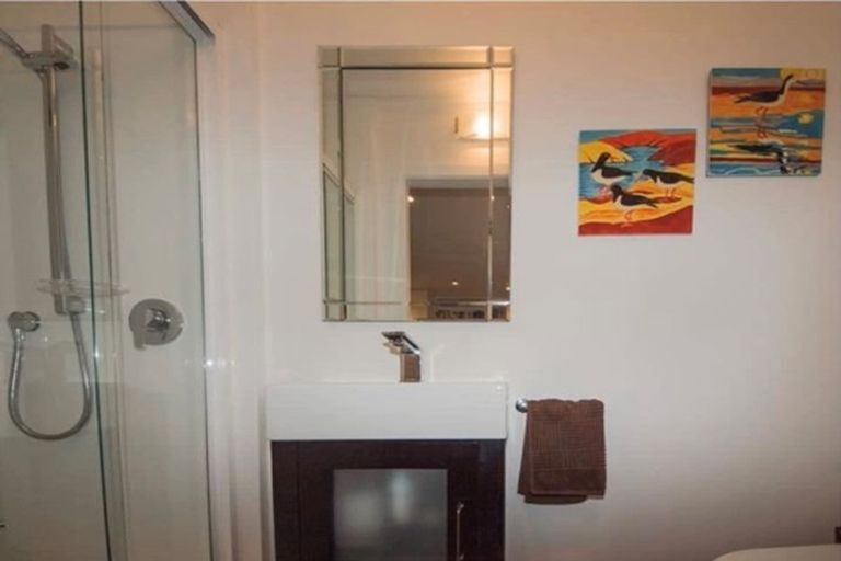 Photo of property in 15 Halswater Drive, Churton Park, Wellington, 6037