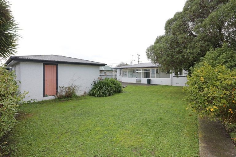 Photo of property in 100 East Street, Feilding, 4702