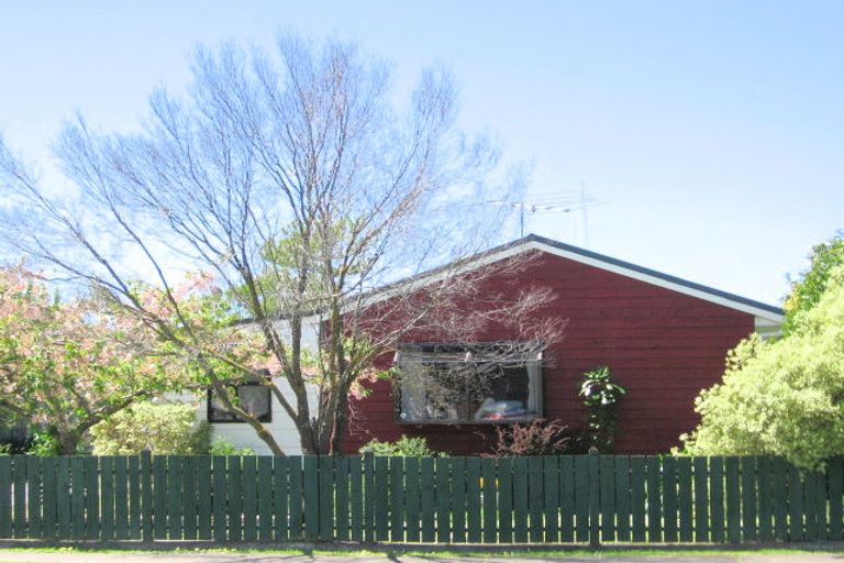 Photo of property in 4 Campion Road, Riverdale, Gisborne, 4010