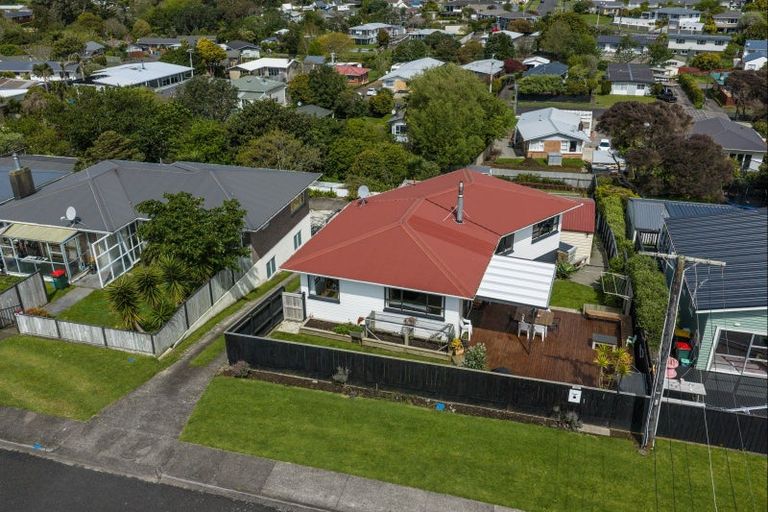 Photo of property in 28 Kingsford Street, Bell Block, New Plymouth, 4312