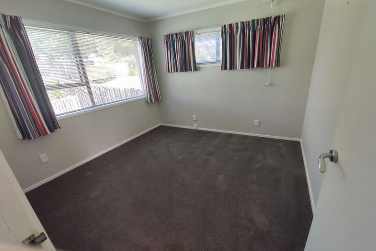 Photo of property in 4 King Richard Place, Browns Bay, Auckland, 0630