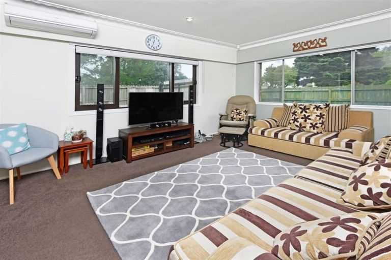 Photo of property in 1/215 Saint George Street, Papatoetoe, Auckland, 2025