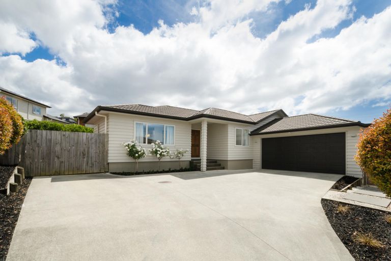 Photo of property in 47 South Kensington Way, Henderson, Auckland, 0612