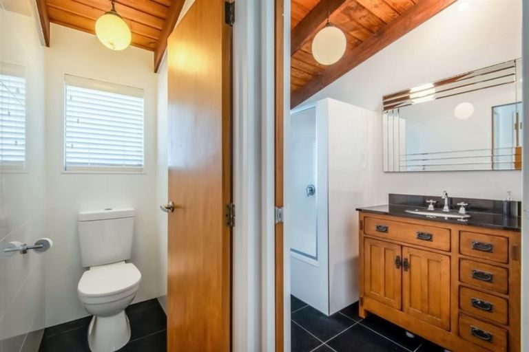 Photo of property in 1/1 Mayfair Crescent, Mairangi Bay, Auckland, 0630