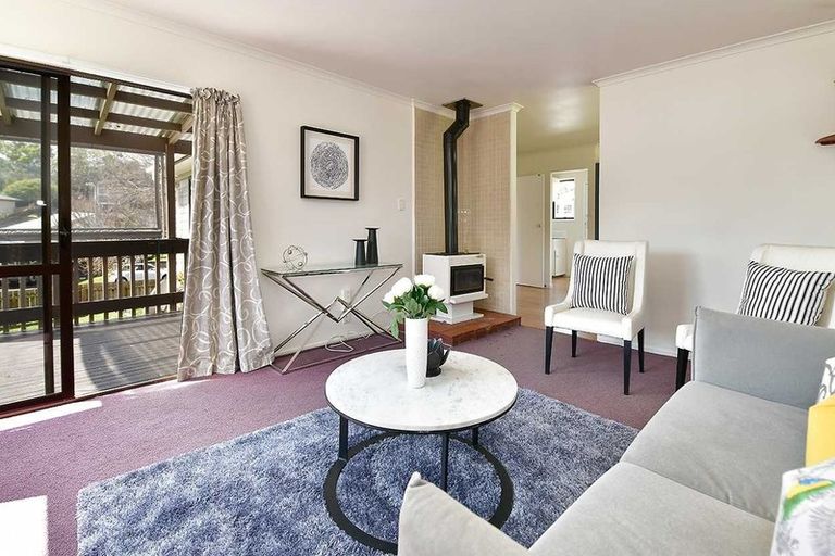 Photo of property in 2 Win Grove, Hatfields Beach, Orewa, 0931