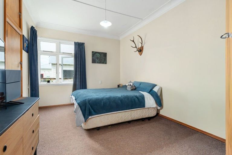 Photo of property in 204 High Street South, Carterton, 5713