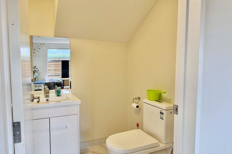 Photo of property in 7 Peat Way, Takanini, 2112