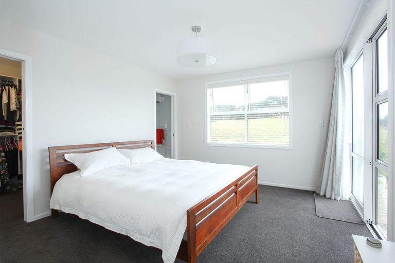 Photo of property in 19 Robertson Street, Raglan, 3225