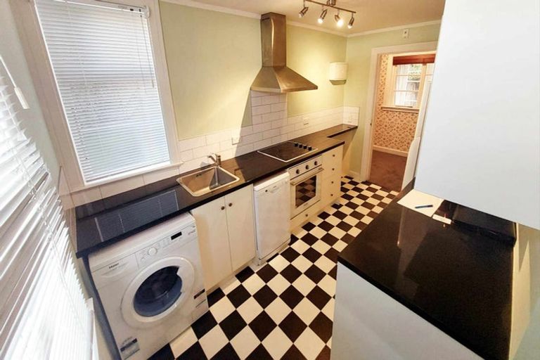 Photo of property in 1/46 Fendalton Road, Fendalton, Christchurch, 8014