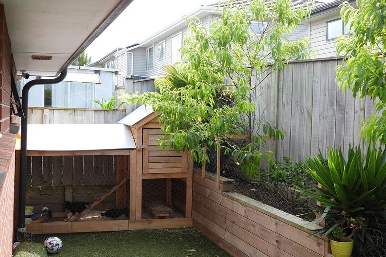 Photo of property in 12 Huamanu Street, Pukekohe, 2120