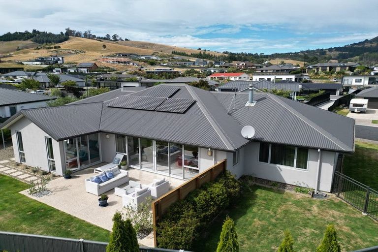 Photo of property in 17 Calluna Crescent, Mosgiel, 9024