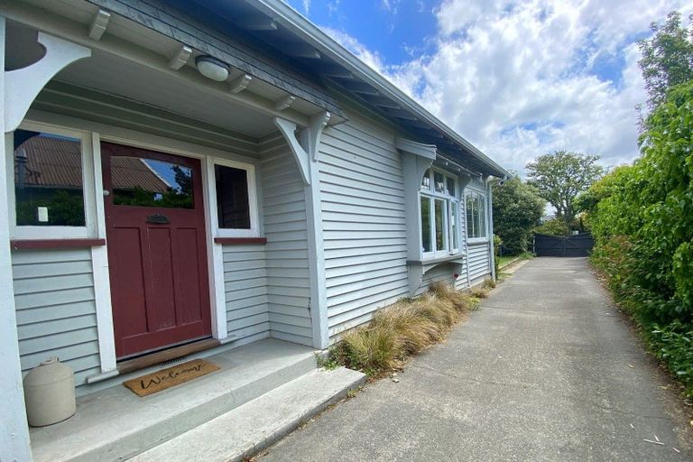 Photo of property in 98 Leinster Road, Merivale, Christchurch, 8014