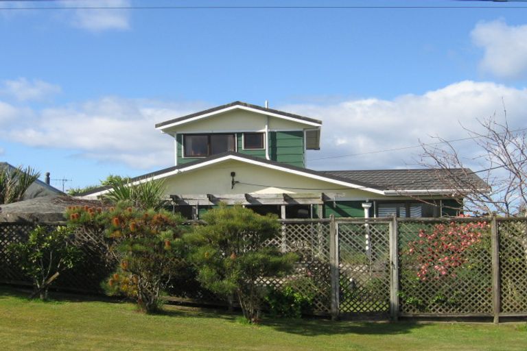 Photo of property in 10 Cullen Street, Mangawhai Heads, Mangawhai, 0505