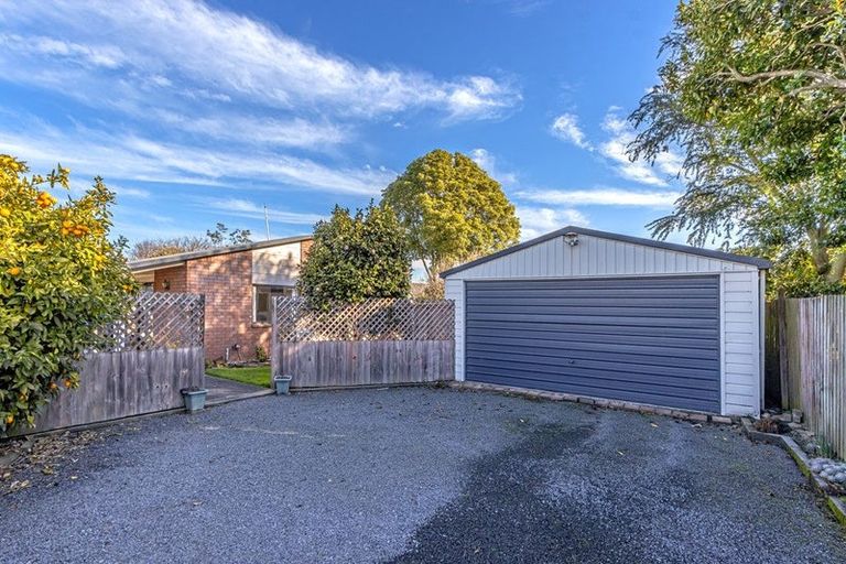 Photo of property in 27 Harling Avenue, Hillmorton, Christchurch, 8025