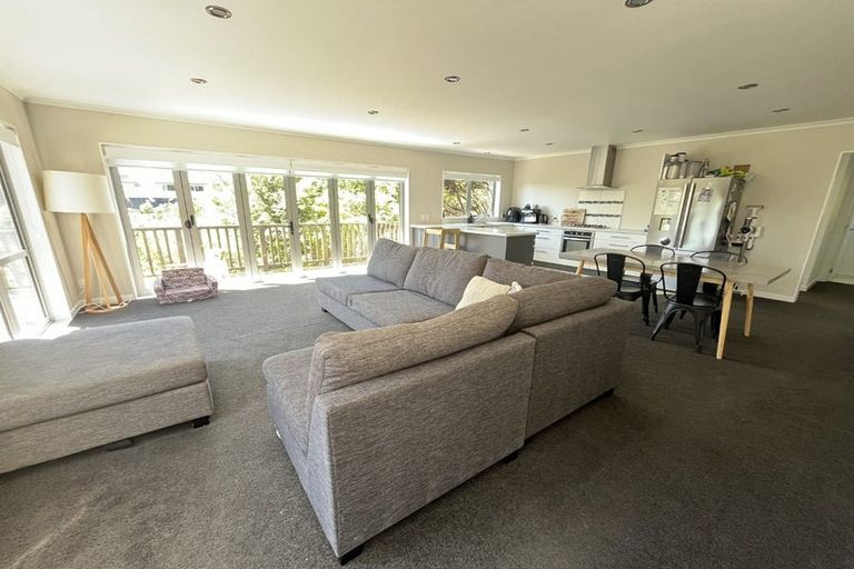 Photo of property in 8 Maritime Way, Whitby, Porirua, 5024