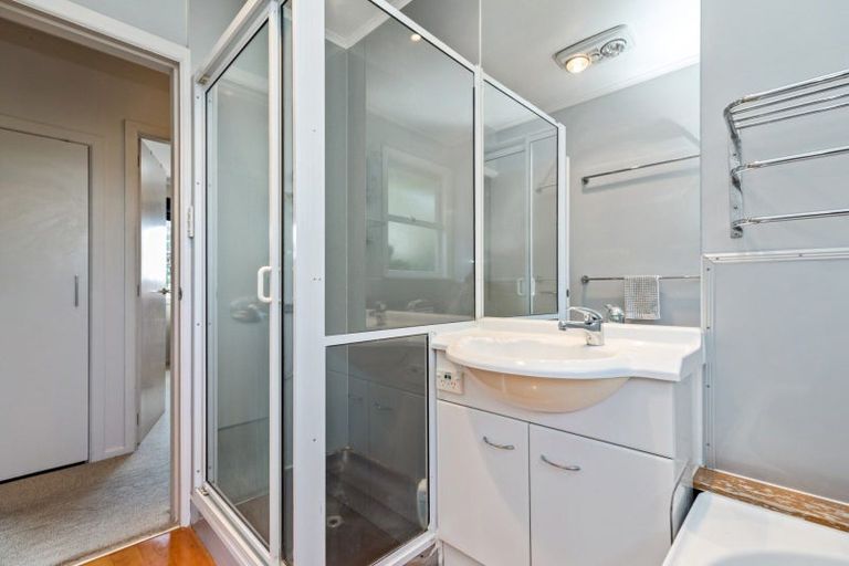 Photo of property in 38 The Drive, Brookfield, Tauranga, 3110