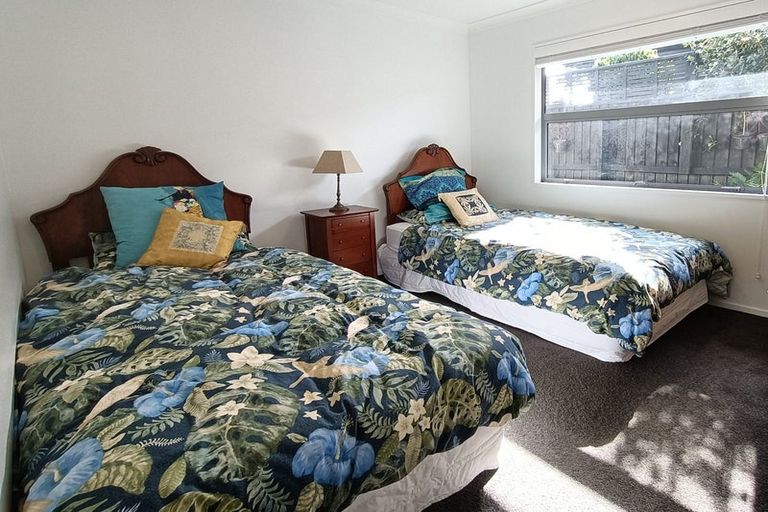 Photo of property in 32 Te Whenu Crescent, Marshland, Christchurch, 8083