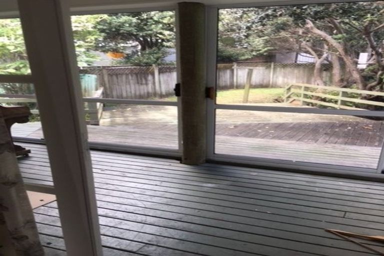 Photo of property in 25 Ocean Parade, Pukerua Bay, 5026