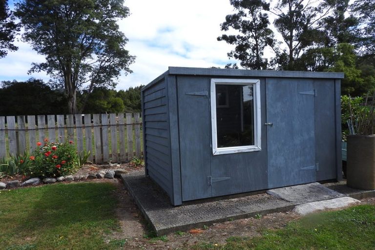 Photo of property in 1827 State Highway 2, Kiriwhakapapa, Masterton, 5881