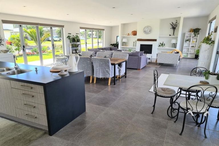 Photo of property in 109 Harbour Drive, Matarangi, Whitianga, 3592