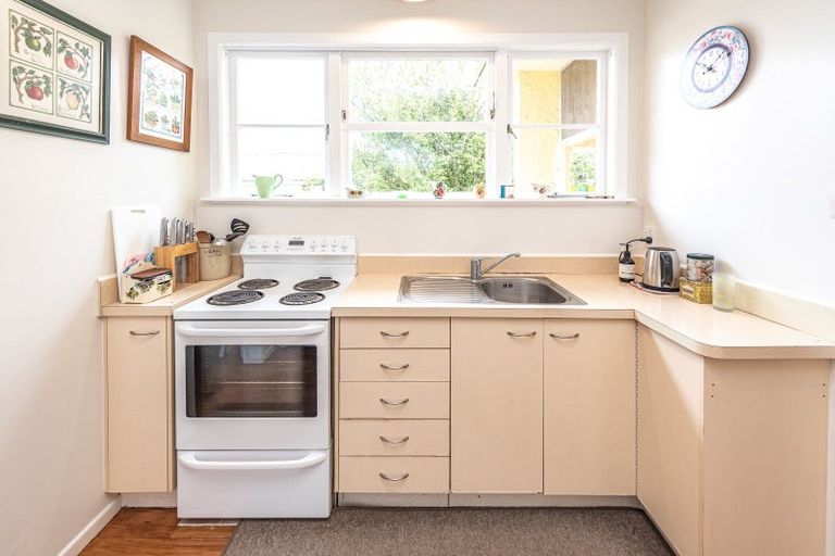 Photo of property in 1 Plunket Street, Durie Hill, Whanganui, 4500