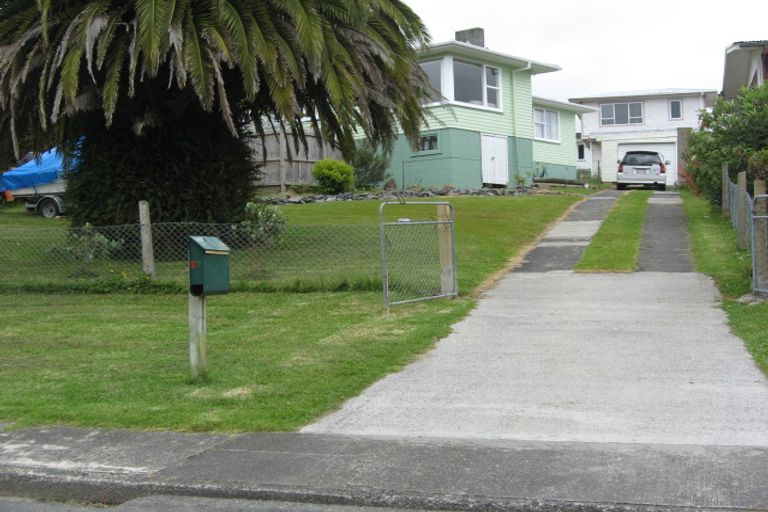 Photo of property in 27 Armitage Road, Wellsford, 0900