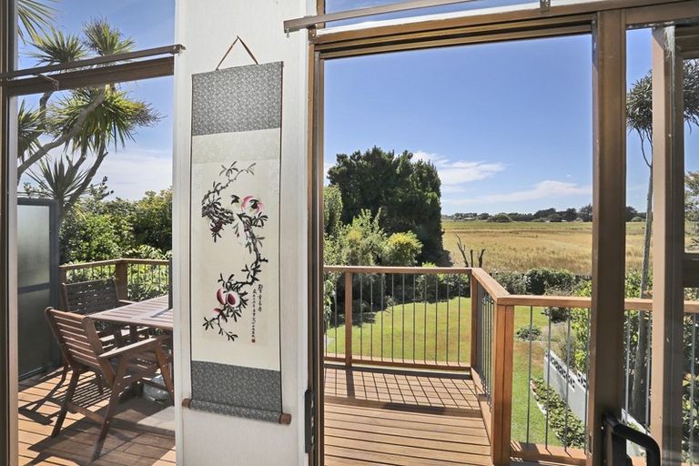 Photo of property in 92 Moana Street, Rosedale, Invercargill, 9810