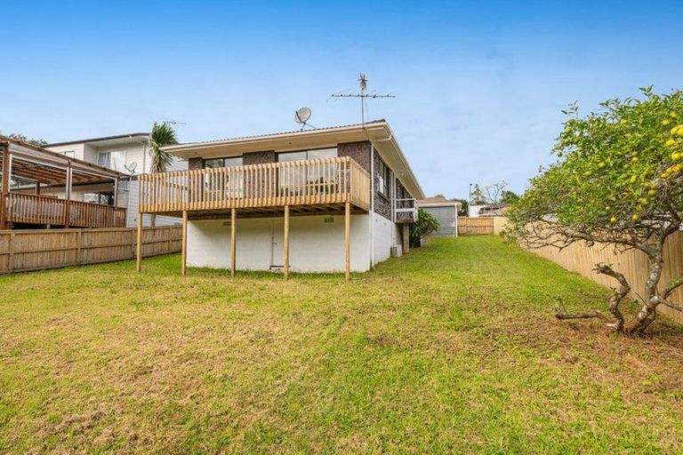 Photo of property in 148 Lynn Road, Bayview, Auckland, 0629