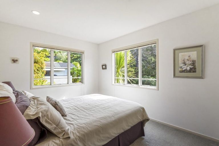 Photo of property in 38 Saddleback Rise, Murrays Bay, Auckland, 0630