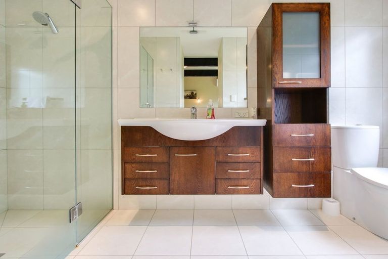 Photo of property in 4 Darcy Place, Massey, Auckland, 0614