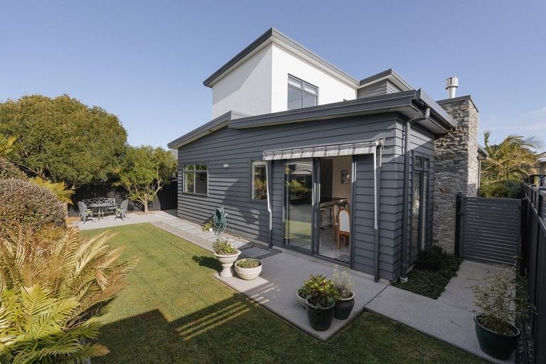 Photo of property in 37 Coast Boulevard, Papamoa Beach, Papamoa, 3118