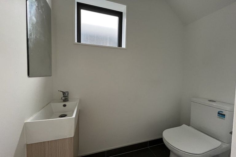 Photo of property in 20 Tukari Lane, Mangere Bridge, Auckland, 2022