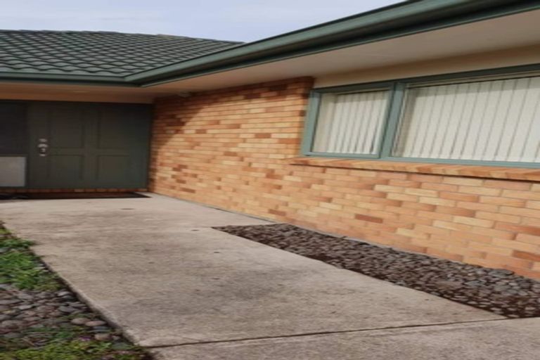 Photo of property in 78 Koraha Road, Kumeu, 0892