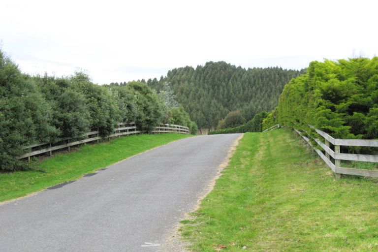 Photo of property in 34 Maui Pomare Road, Nikau Valley, Paraparaumu, 5032