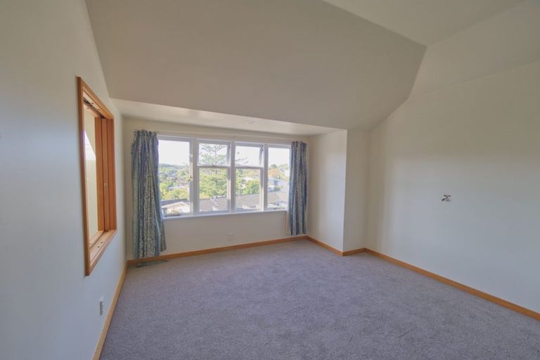 Photo of property in 20a Coronation Street, Belmont, Auckland, 0622