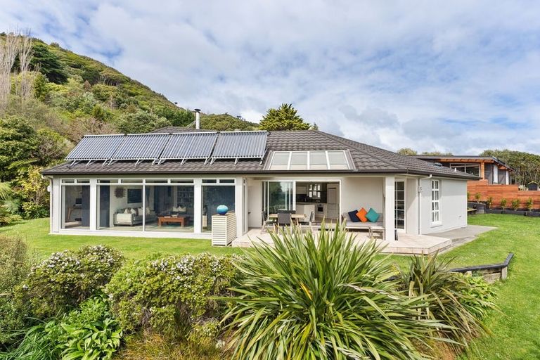 Photo of property in 35b Kotare Street, Waikanae, 5036