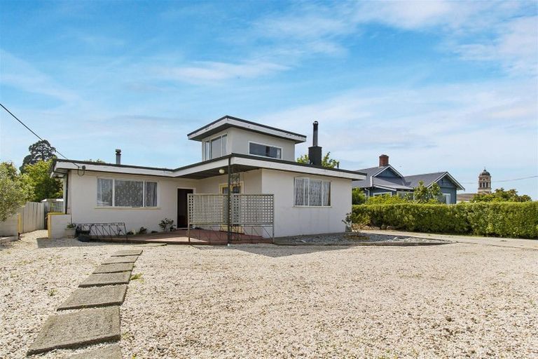 Photo of property in 14 Parsonage Road, Waimate, 7924