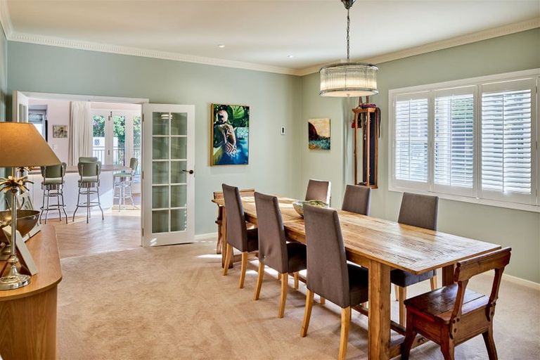 Photo of property in 25 Cheviot Road, Lowry Bay, Lower Hutt, 5013