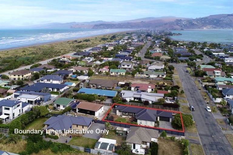 Photo of property in 369 Pine Avenue, South New Brighton, Christchurch, 8062