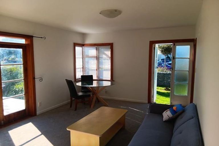 Photo of property in 18 Mccormacks Bay Road, Mount Pleasant, Christchurch, 8081