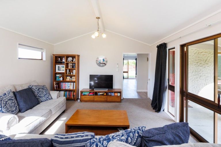 Photo of property in 3 Carter Crescent, Awapuni, Palmerston North, 4412