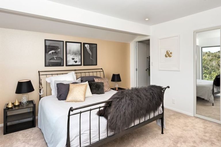 Photo of property in 3 Oneroa Road, Russell, 0202