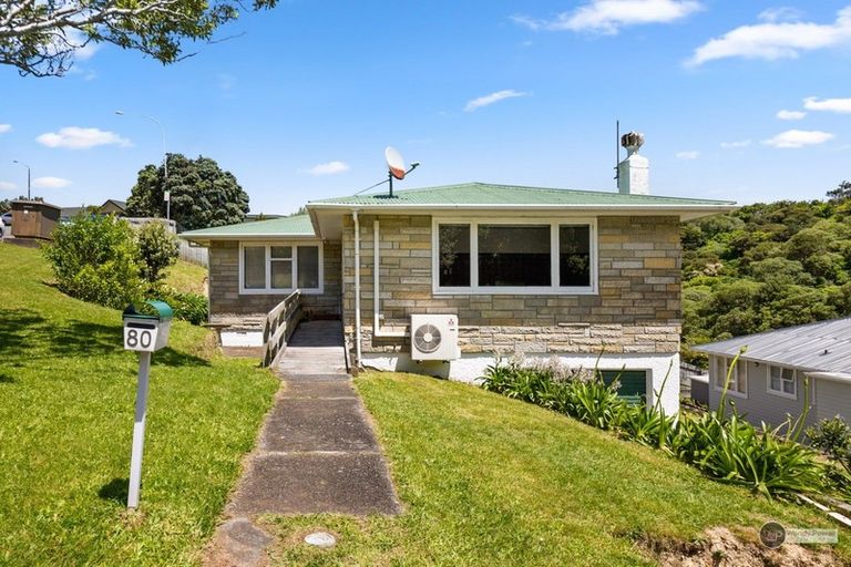 Photo of property in 80 Dowse Drive, Maungaraki, Lower Hutt, 5010