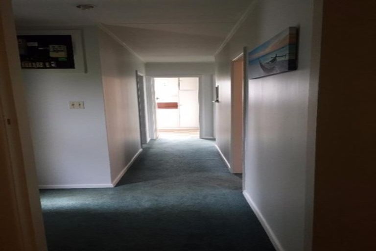 Photo of property in 30 Wainuiomata Road, Wainuiomata, Lower Hutt, 5014