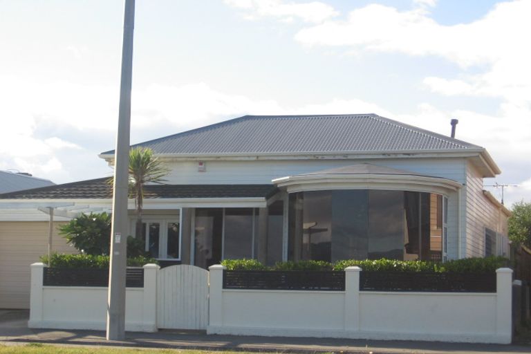 Photo of property in 181 The Esplanade, Petone, Lower Hutt, 5012