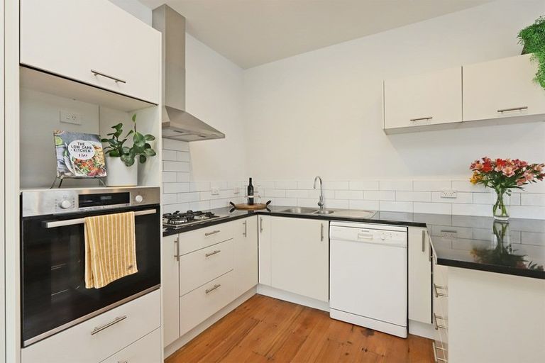 Photo of property in 1011 Willowpark Road North, Mayfair, Hastings, 4122