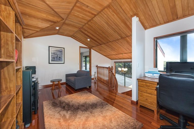 Photo of property in 134h Rangatira Road, Beach Haven, Auckland, 0626