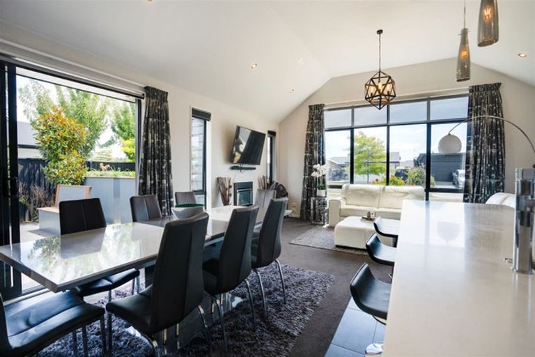 Photo of property in 72 Beachvale Drive, Kaiapoi, 7630