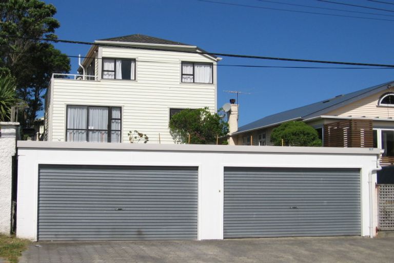 Photo of property in 107 The Ridgeway, Mornington, Wellington, 6021